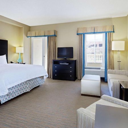 Hampton Inn & Suites St. Petersburg/Downtown Extérieur photo