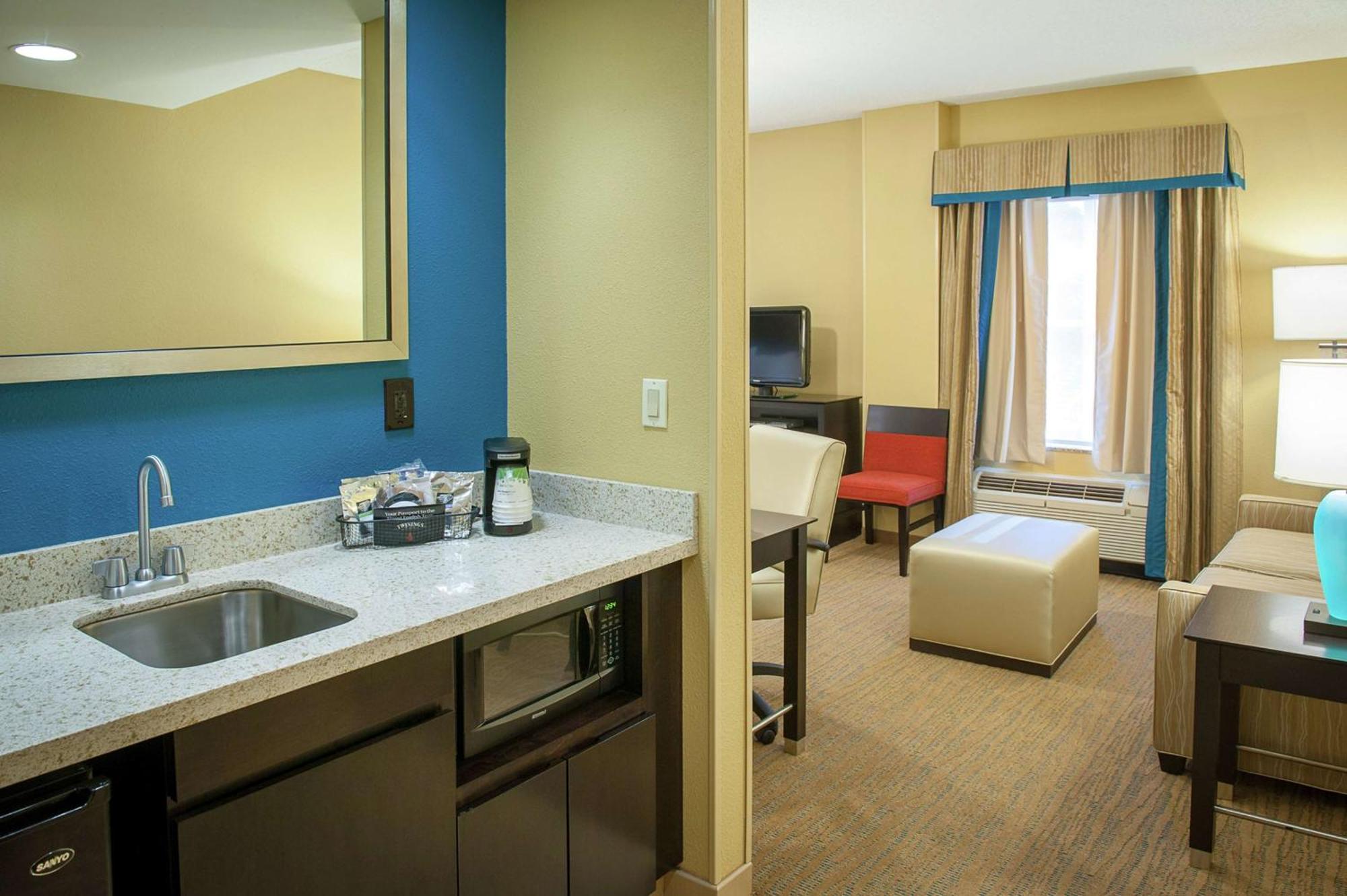 Hampton Inn & Suites St. Petersburg/Downtown Extérieur photo