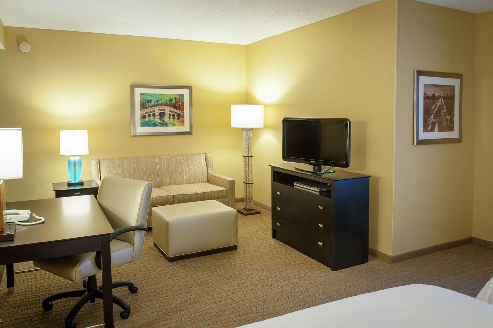 Hampton Inn & Suites St. Petersburg/Downtown Extérieur photo