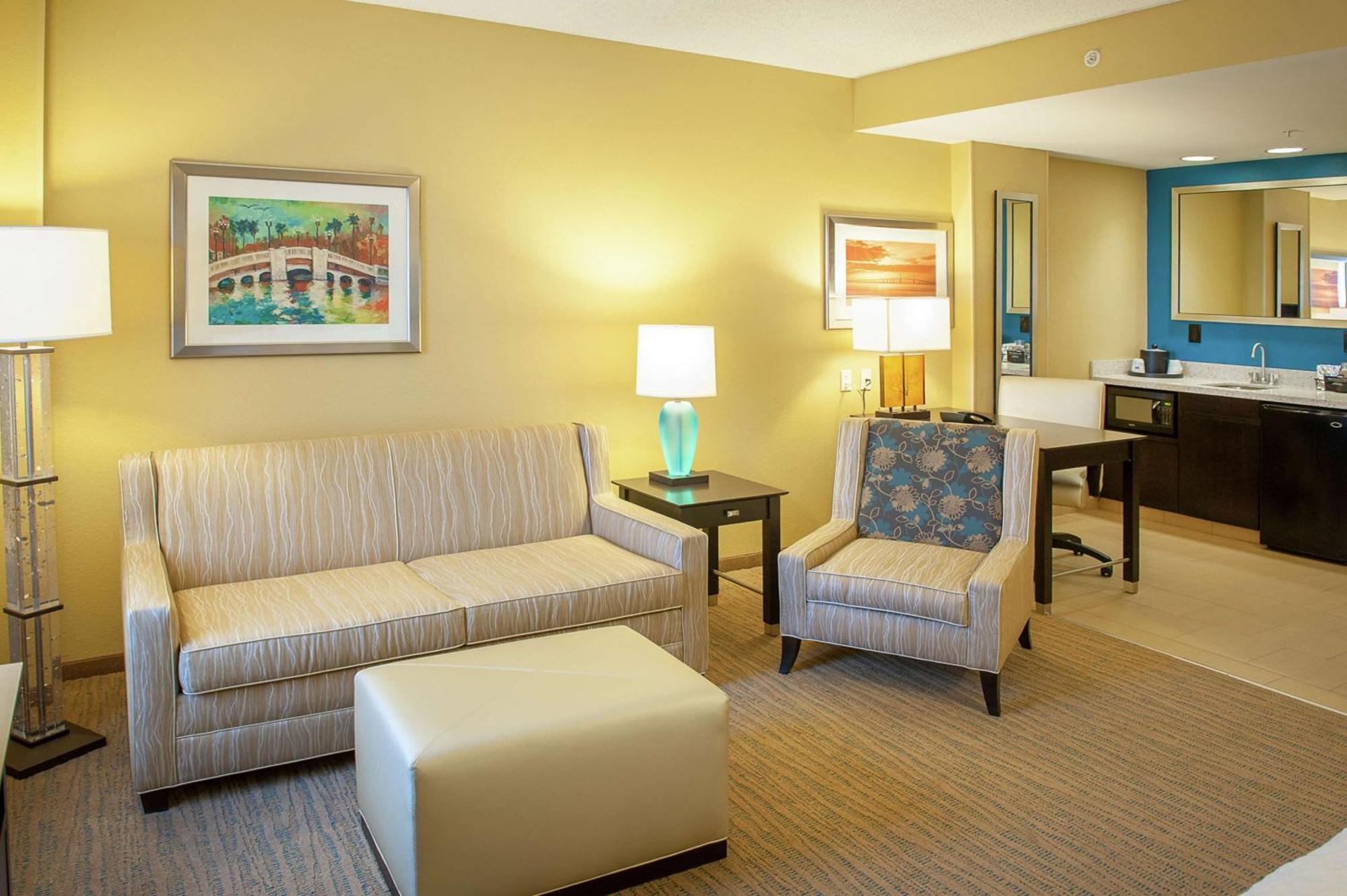 Hampton Inn & Suites St. Petersburg/Downtown Extérieur photo