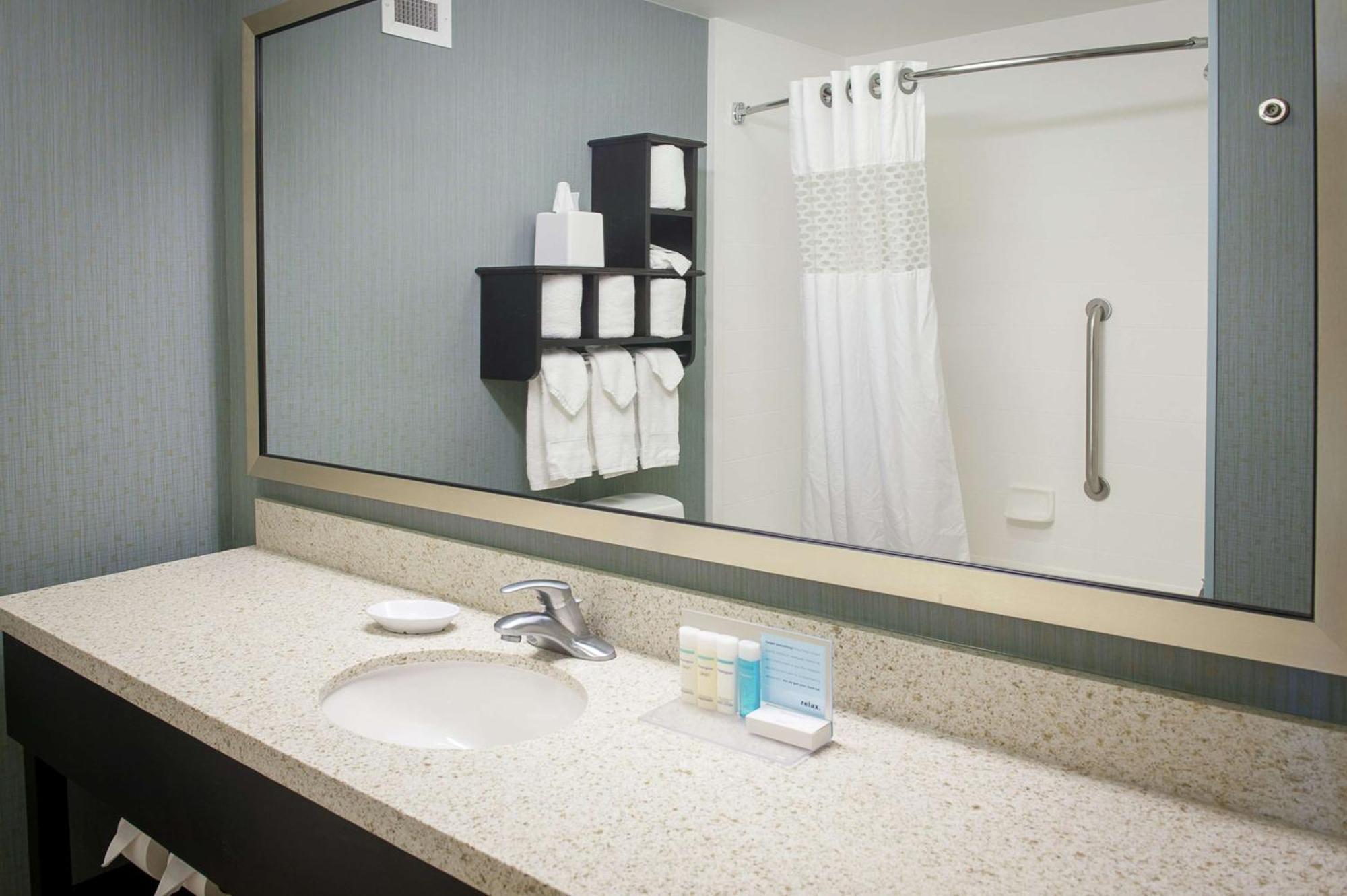 Hampton Inn & Suites St. Petersburg/Downtown Extérieur photo